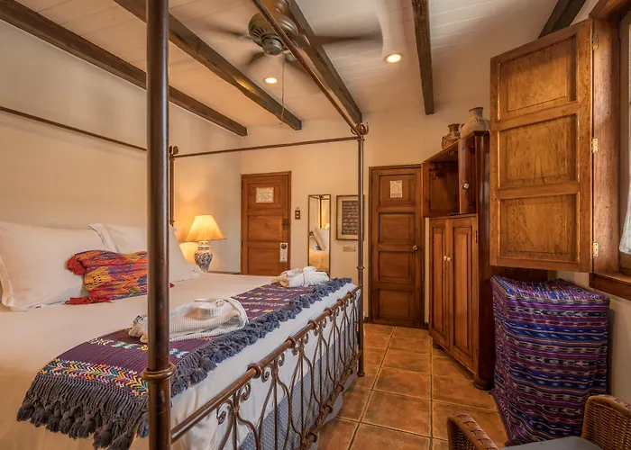 Casa Encantada By Porta Hotels